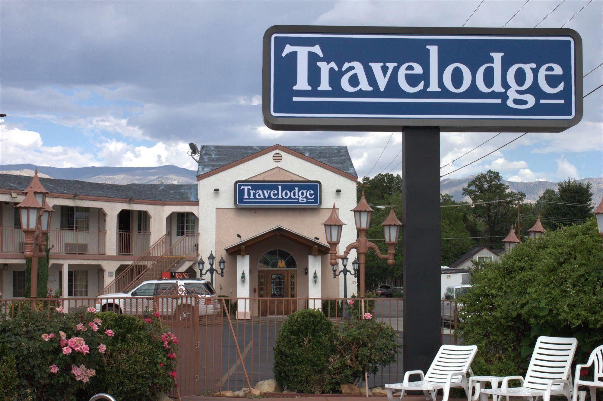 Travelodge By Wyndham Bishop Exteriör bild